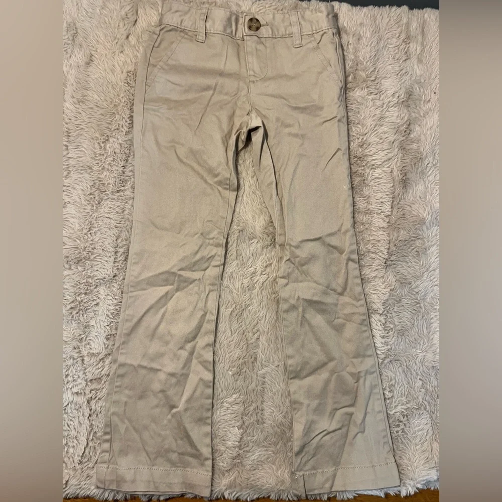 🔆‎ Bundle items 6 for $30 Old Navy girls light khaki flare pants